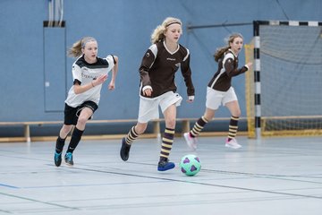 Bild 182 - C-Juniorinnen Loewinnen Cup